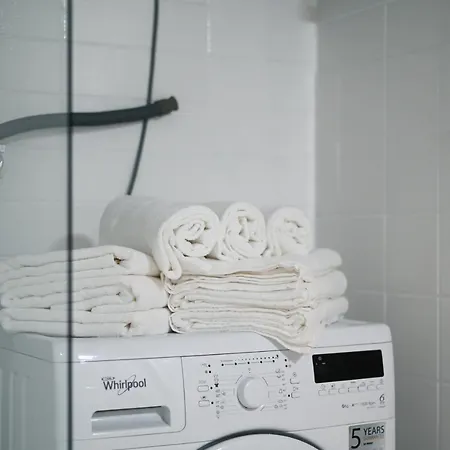 Apartament Old Town Oasis - Chic Comfort & Elegance Bratysława