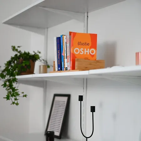 Apartment Old Town Oasis - Chic Comfort & Elegance
